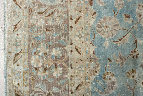 Antique Kashan Area Rug (10' x 18')